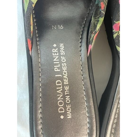 Donald J Pliner "CAPRIS" Slide Sandals Black Floral Women's Sz 9.5 - Picture 5 of 8